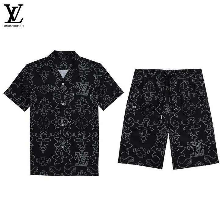 Picture of LV Shirt Pant Suits _SKULVM-3XL25mr2723153